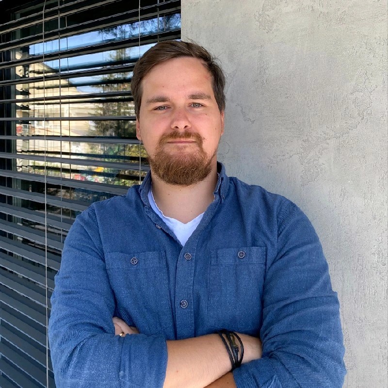 Lum Kamishi — SEO Strategist & Consultant